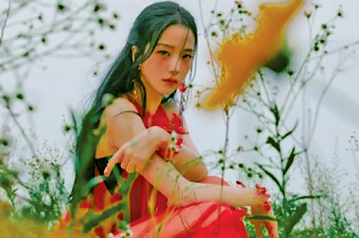 Jisoo BLACKPINK meluncurkan album debut solonya. - Image