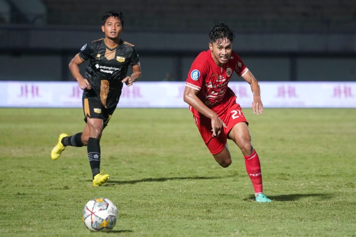 Alfriyanto Nico bersyukur Persija Jakarta berhasil menang tipis atas Dewa United. - Image