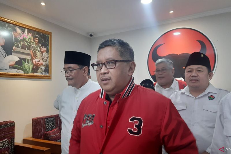 Sekretaris Jenderal (Sekjen) PDIP Hasto Kristiyanto di Sekolah Partai PDIP, Jakarta, Sabtu (15/3/2023). - Image