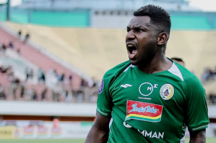 Ricky Cawor menilai PSS Sleman mendapatkan pembelajaran berharga setelah dikalahkan Persebaya Surabaya. - Image