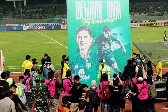 Bruno Moreira diperkenalkan kembali sebagai pemain Persebaya Surabaya untuk menghadapi kompetisi musim depan. - Image