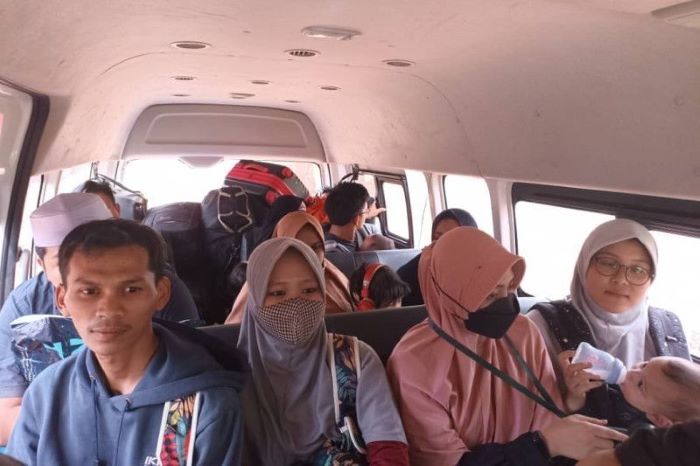 Belasan WNI dievakuasi ke KBRI Khartoum pada Selasa (18/4). - Image