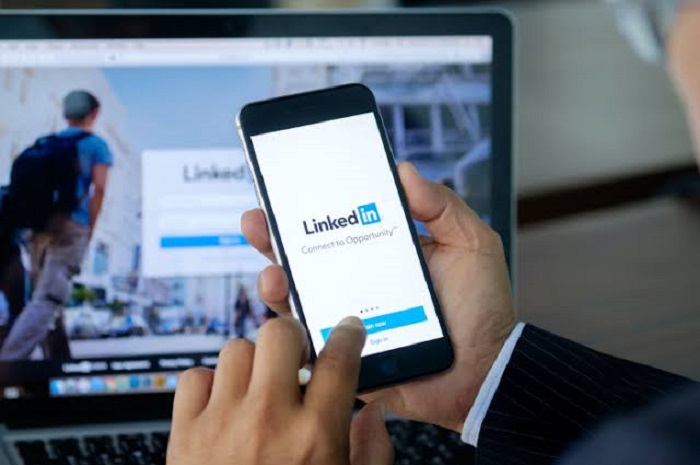 LinkedIn kembali menambahkan fitur berbasis AI. - Image