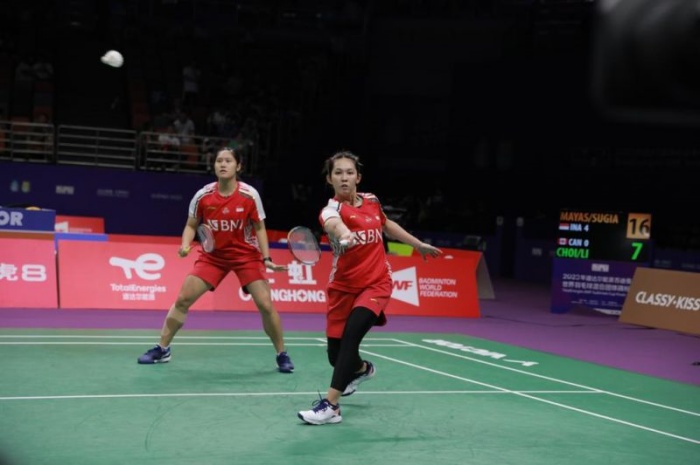 Ganda putri Ribka Sugiarto/Lanny Tria Mayasari menutup kemenangan Indonesia 5-0 atas Kanada di fase penyisihan grup Piala Sudirman 2023. - Image