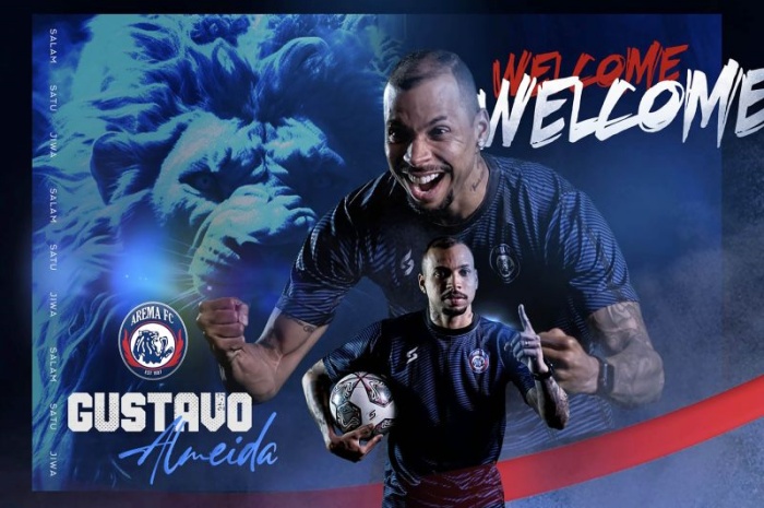 Gustavo Almeida saat diperkenalkan manajemen Arema FC. Pemain asal Brasil itu akan menjadi ujung tombak Singo Edan dalam kompetisi musim depan. - Image