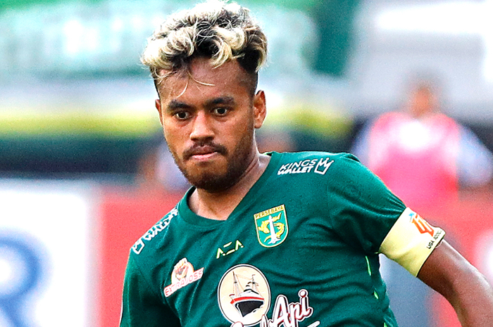 ALOT: Alwi Slamat belum juga menemui kata sepakat dengan Persebaya Surabaya. Kapten Persebaya musim lalu itu sangat mungkin bakal hengkang. - Image
