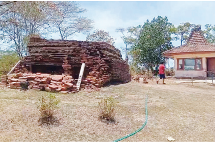 MENYIMPAN SEJARAH: Candi Tawangalun di Desa Buncitan, Sedati, yang menjadi saksi peradaban Kerajaan Majapahit di Sidoarjo Timur. - Image