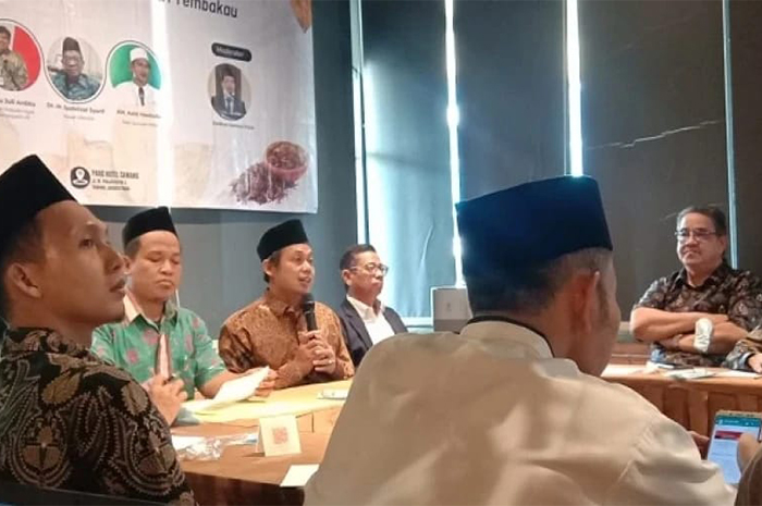 Pengurus LBM PBNU saat menggelar bahsul masail tentang RUU Kesehatan di Purwokerto, Jawa Tengah, beberapa waktu lalu. - Image