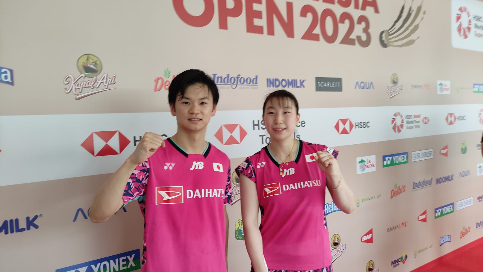 Yuta Watanabe/Arisa Higashino. (Banu Adikara/JawaPos.com) - Image
