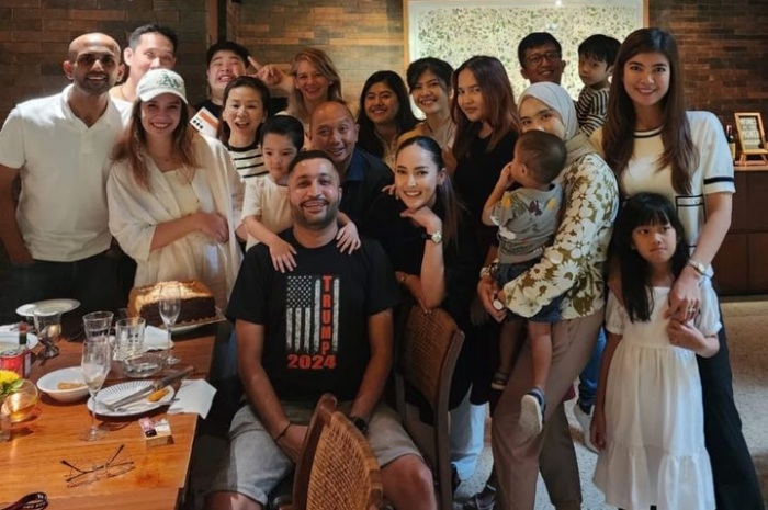 Putri Anne merayakan ulang tahun ke-33 pada Minggu (17/6) kemarin tanpa kehadiran Arya Saloka./Instagram @anneofficial1990 - Image