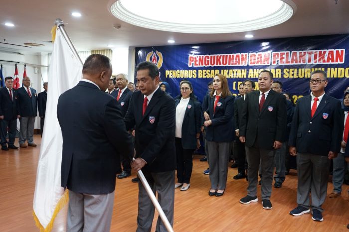 Pelantikan PB Ikasi masa bakti 2022-2026 di Kantor KONI Pusat, pada Jumat (23/6). - Image