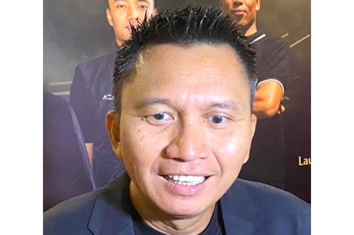 INGIN KEPASTIAN: Azrul Ananda memberikan statement kepada media di Jakarta. - Image