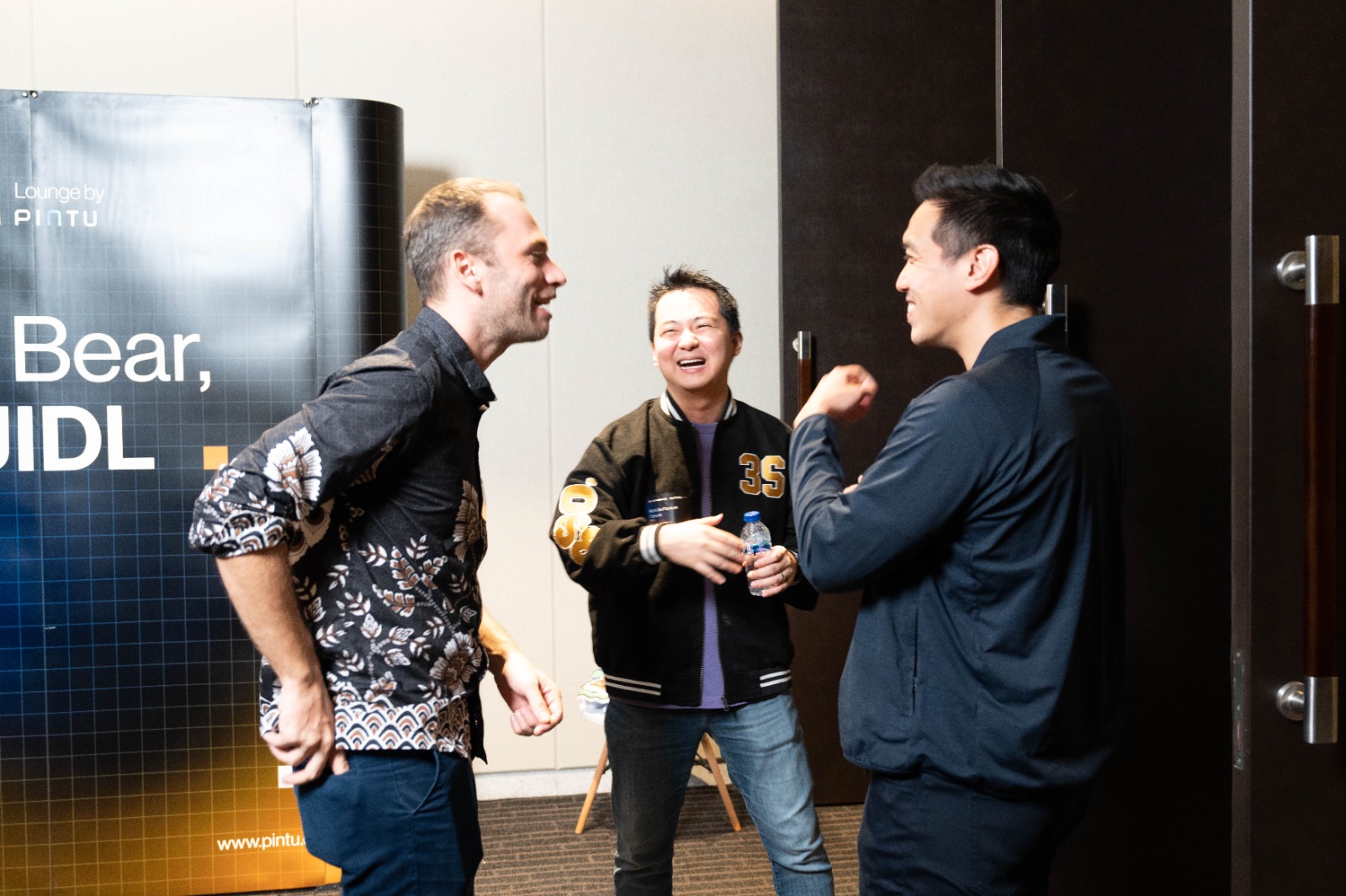 Founder sekaligus CEO dari platform PINTU Jeth Soetoyo membagikan pandangannya tentang hal yang harus dipertimbangkan para pengembang atau developer Web3 maupun kripto - Image