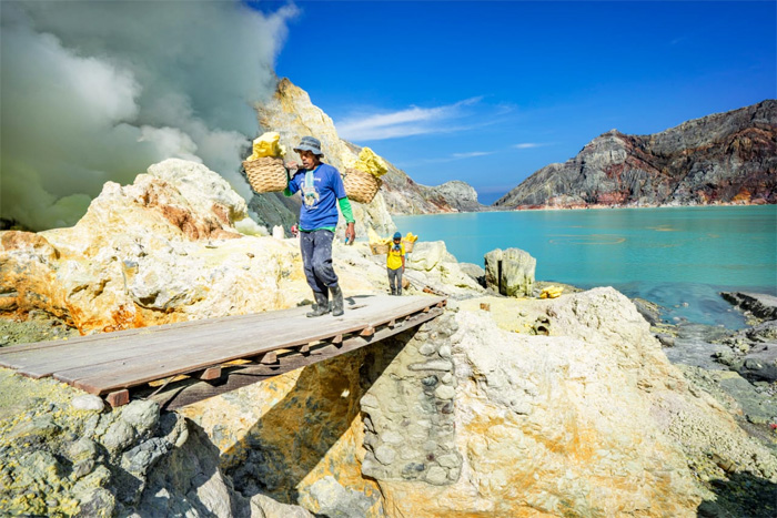 Pemkab Banyuwangi menggelar The Magic of Ijen Geopark sebagai tema dalam menggaungkan Banyuwangi Ethno Carnival (BEC) 4-9 Juli 2023. (Istimewa). - Image