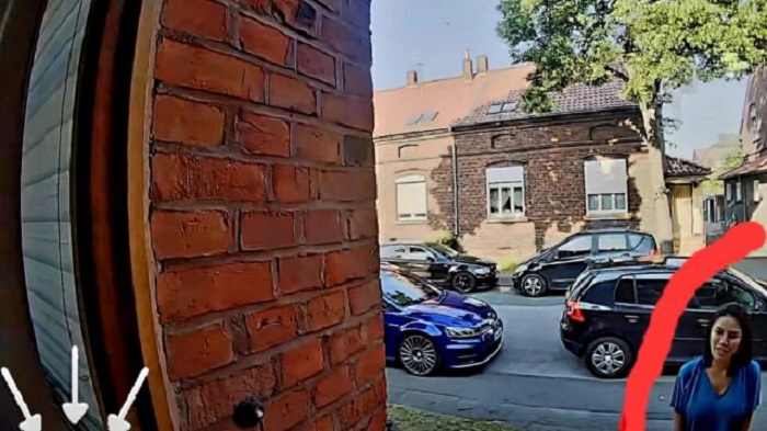 Antonio Dedola mengunggah foto Nikita Mirzani saat mengunjungi rumahnya di Jerman. - Image