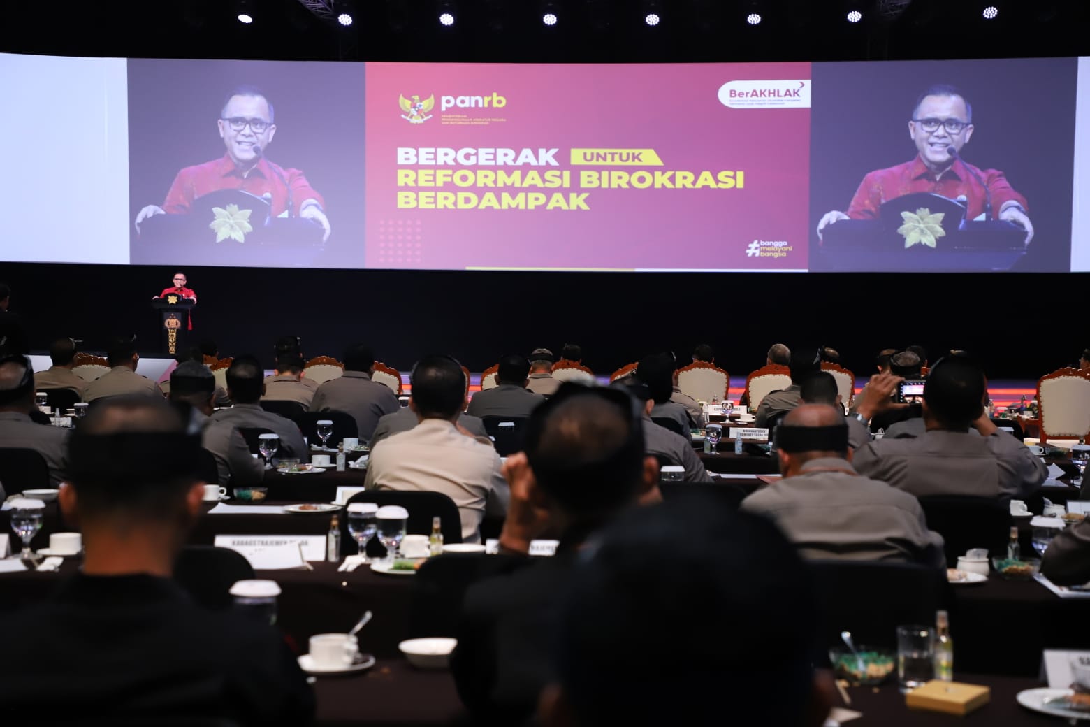 Menteri PANRB Abdullah Azwar Anas dalam acara Musyawarah Rencana Pembangunan (Musrenbang) Polri 2023, di Nusa Dua, Bali, Kamis (6/7). - Image