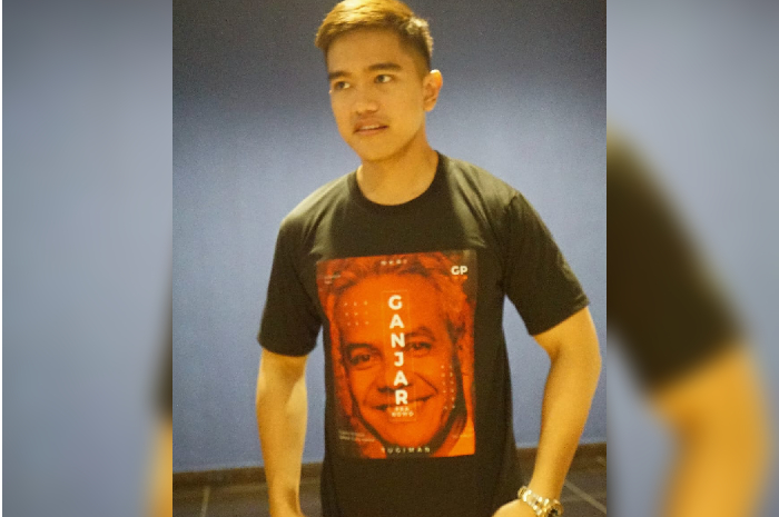 Disinyalir foto diambil saat Ganjar diundang ke podcast milik Kaesang. - Image