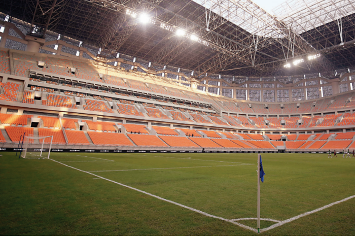 BUTUH PEMBENAHAN: Jakarta International Stadium disiapkan menjadi salah satu venue Piala Dunia U-17 2023 pada 10 November hingga 2 Desember mendatang. - Image