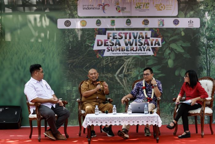 Yayasan SUN bekerja sama dengan Sampoerna untuk Indonesia gelar Festival Desa Wisata di Karawang. - Image