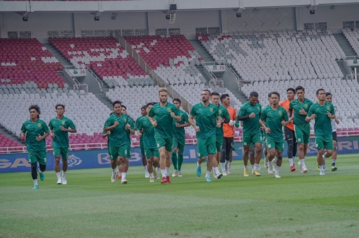 Persebaya Surabaya saat menjajal SUGBK. Mereka akan menghadapi tuan rumah Persija Jakarta, Minggu (30/7) malam. - Image