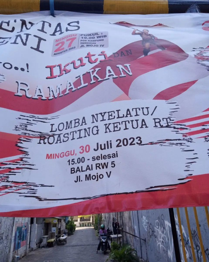 Poster lomba Roasting Ketua RT di Jalan Mojo V (Instagram timelinejowo) - Image