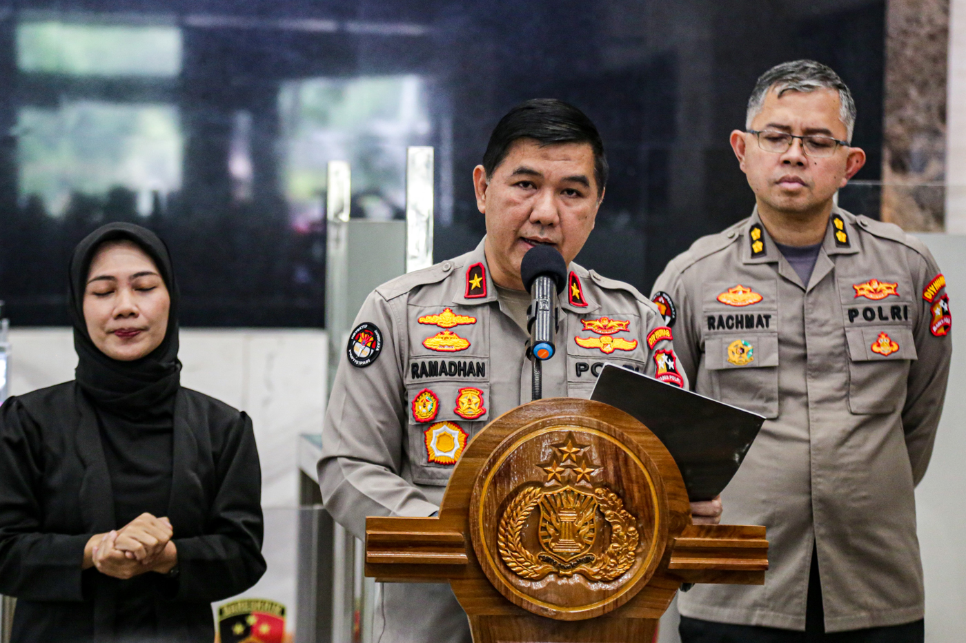 Karo Penmas Divisi Humas Polri Brigjen Pol Ahmad Ramadhan memberikan keterangan kepada media di Bareskrim Mabes Polri, Jakarta, Selasa (8/8/2023). - Image