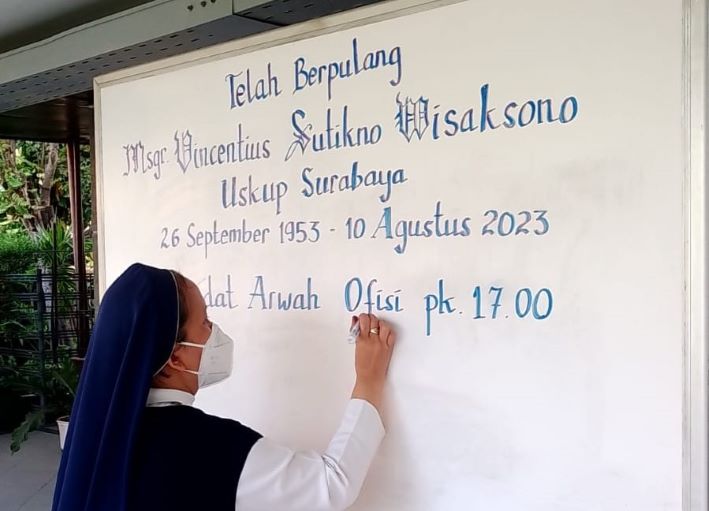 Ungkapan duka cita atas berpulangnya Uskup Surabaya Mgr. Vincentius Sutikno Wisaksono. - Image