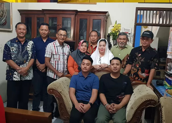 Pihak keluarga korban kecelakaan dan keluarga Keraton Surakarta sepakat untuk berdamai. (Istimewa) - Image