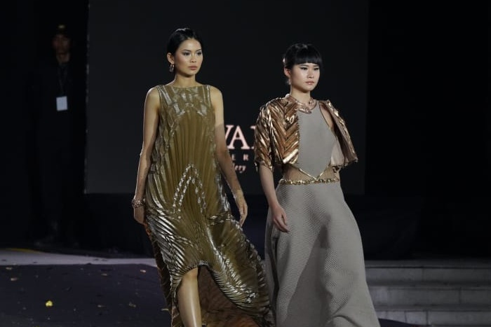 Lavani Borobudur Series Rhombus Kawung diperkenalkan kepada masyarakat melalui Simfoni Lavani: Pagelaran Kolosal Simfoni Lavani 2023. (IST) - Image
