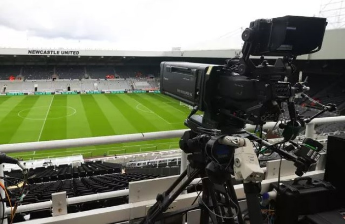 Pihak Liga Premier akan memberikan efek jera kepada para streaming ilegal. (sportbible) - Image