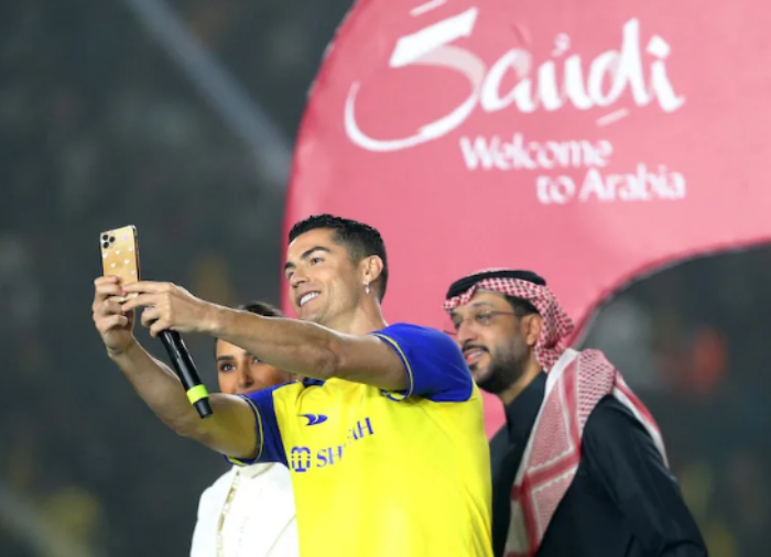 Liga Pro Arab Saudi makin populer di mata dunia setelah kedatangan Cristiano Ronaldo. (Al Nassr) - Image