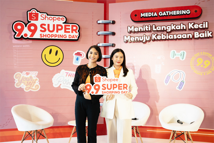 Caca Tengker (Public Figure & Mom) dan Riska Elastria (Owner True To Skin) berbagi kisah mengenai perjalanannya yang mulai menanamkan kebiasaan baru pada rutinitas kesehariannya - Image