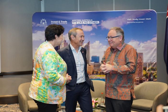 Para perwakilan delegasi Pemerintah Western Australia di Surabaya. - Image