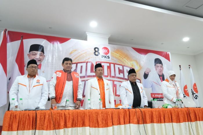 DPW PKS Jawa Timur gelar acara Political Update pada Jumat (8/9). - Image