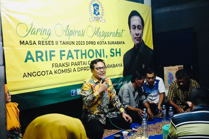 Ketua Fraksi Golkar DPRD Surabaya Arif Fathoni. - Image