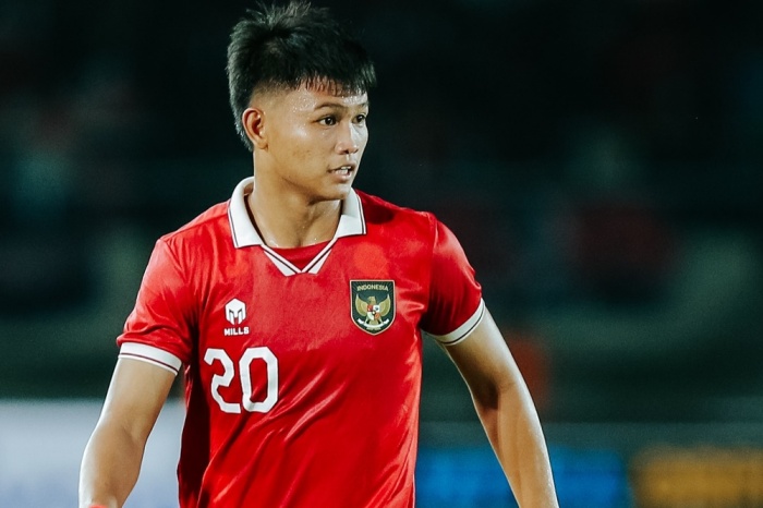 Hokky Caraka saat membela timnas Indonesia U-23. Hokky mendapat pesan khusus dari pelatihnya di PSS, Marian Mihail. - Image