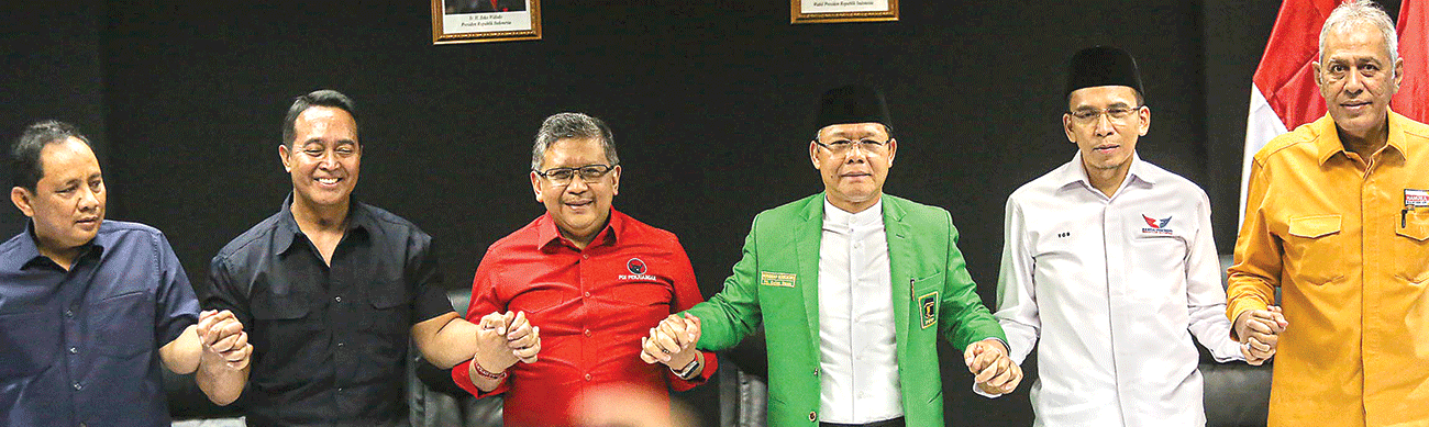 THINK TANK KOALISI: Dari kiri, Wakil Ketua TPN Gatot Eddy Pramono, Wakil Ketua TPN Andika Perkasa, Sekjen PDIP Hasto Kristiyanto, Plt Ketum PPP Mardiono, dan Ketua Harian DPP Perindo TGB Zainul Majdi. - Image
