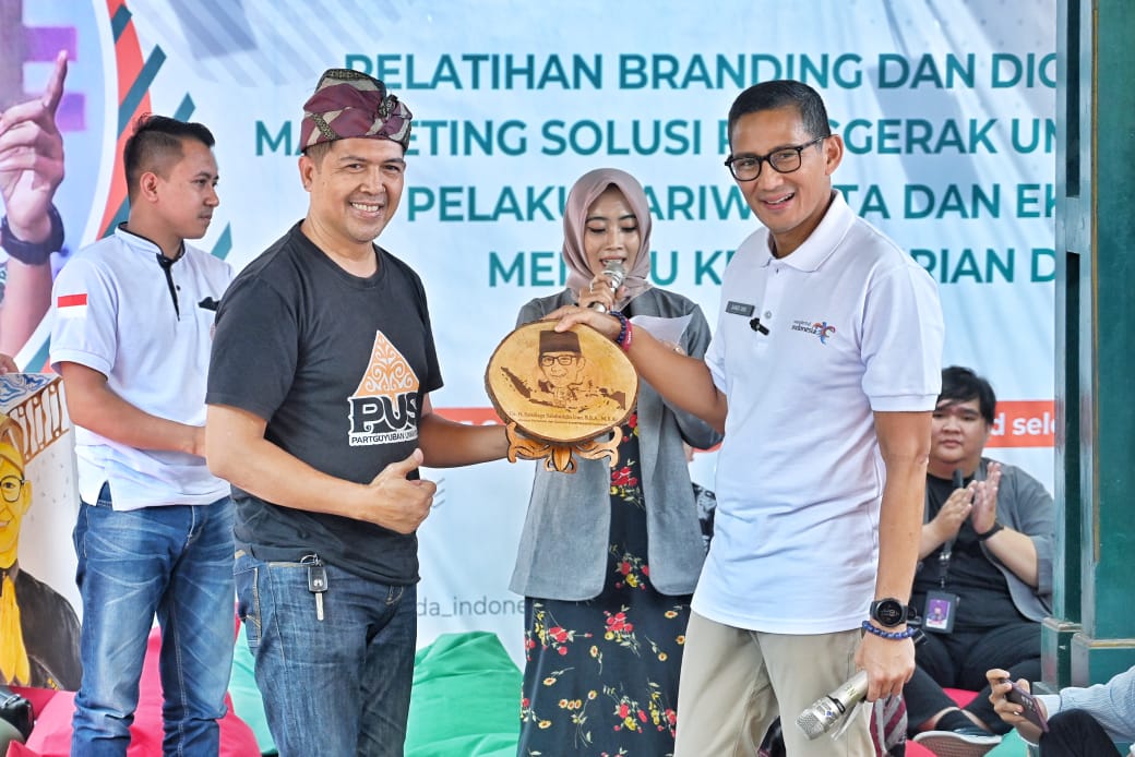 Menparekraf, Sandiaga Salahuddin Uno ,emimpin pelatihan branding dan digital marketing. (Istimewa) - Image