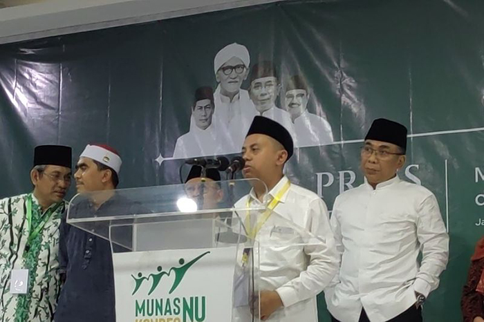 Ketua Komisi Bahtsul Masail Waqiiyah, Hasan Nuri Hidayatullah, dalam konferensi pers hasil Munas dan Konbes NU di Jakarta, Selasa (19/9/2023). - Image