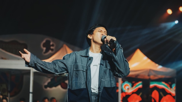 Ananda Badudu, salah satu personel band Banda Neira yang akan tampil dalam festival musik Pestapora 2023. - Image