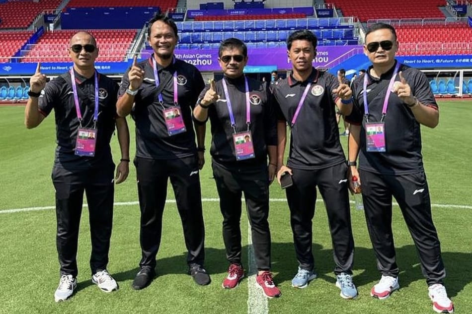 Para pelatih Timnas Indonesia di Asian Games 2023. (Instagram/@kurniawanqana). - Image