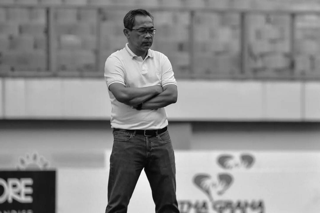 Pelatih Persikabo 1973 Aji Santoso usai laga kontra Persik Kediri. (Instagram/@officialpersikabo). - Image