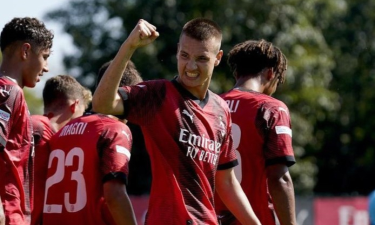 Wonderkid Italia Francesco Camarda. - Image