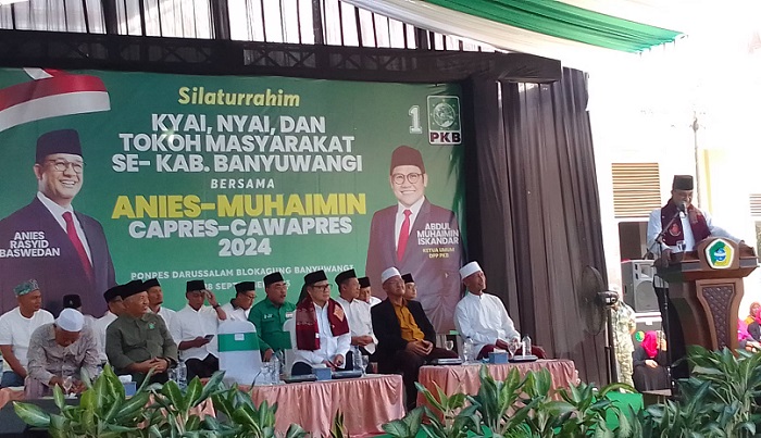 Anies Baswedan-Muhaimin Iskandar (Cak Imin), bertandang ke Pondok Pesantren Darussalam, Banyuwangi, Jawa Timur. - Image