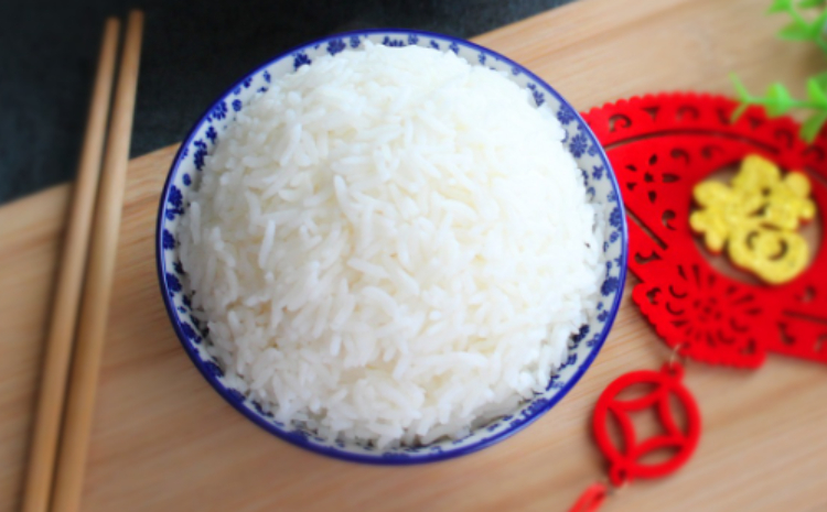 Simak 4 hal yang harus dihindari setelah makan nasi. - Image