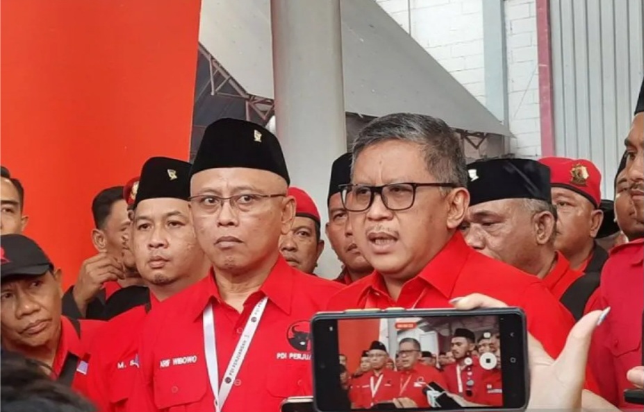 Sekretaris Jenderal PDI Perjuangan Hasto Kristiyanto saat memberikan keterangan di sela-sela Rakernas IV PDIP di Jiexpo Kemayoran Jakarta../ - Image