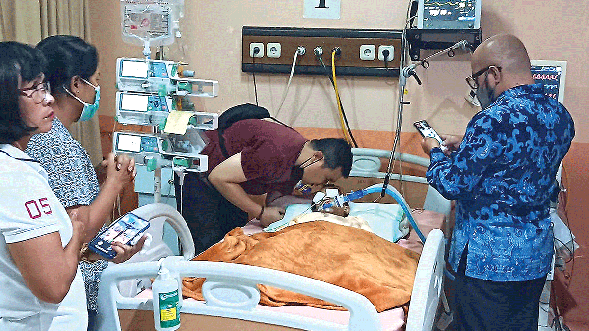 LAPORAN POLISI: BA saat masih tak sadarkan diri di RS Kartika Husada Jatiasih, Kota Bekasi, pada Minggu (1/10). - Image