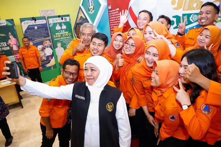 Gubernur Jatim Khofifah Indar Parawansa. - Image