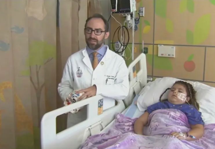 Brianna Bodley (6), selamat setelah sebelah otaknya diputus./New York Post by KABC - Image