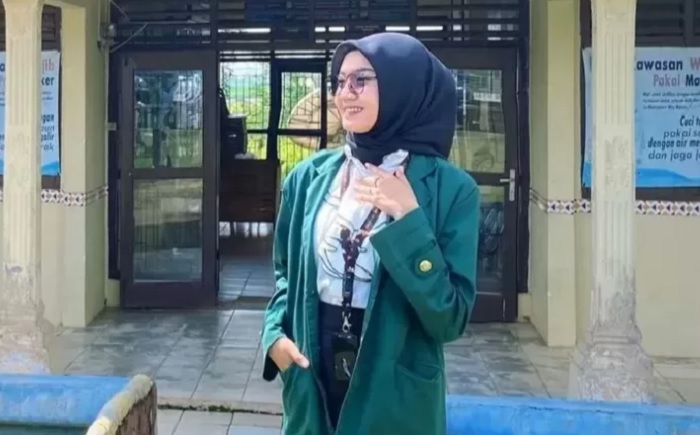 Veni Oktaviana resmi diberhentikan sebagai mahasiswi UIN Raden Intan Lampung. - Image